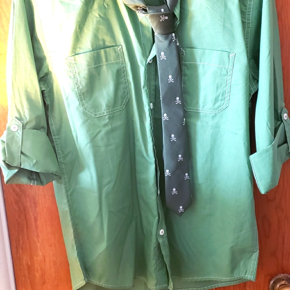 size 14 boys dress shirt and tie ...green Dcdb brand clothing